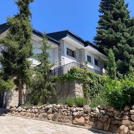 Gran chalet con piscina en Navacerrada Villa Exterior foto