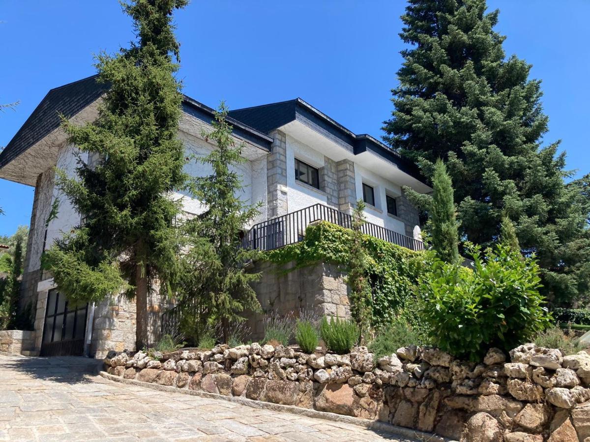 Gran chalet con piscina en Navacerrada Villa Exterior foto