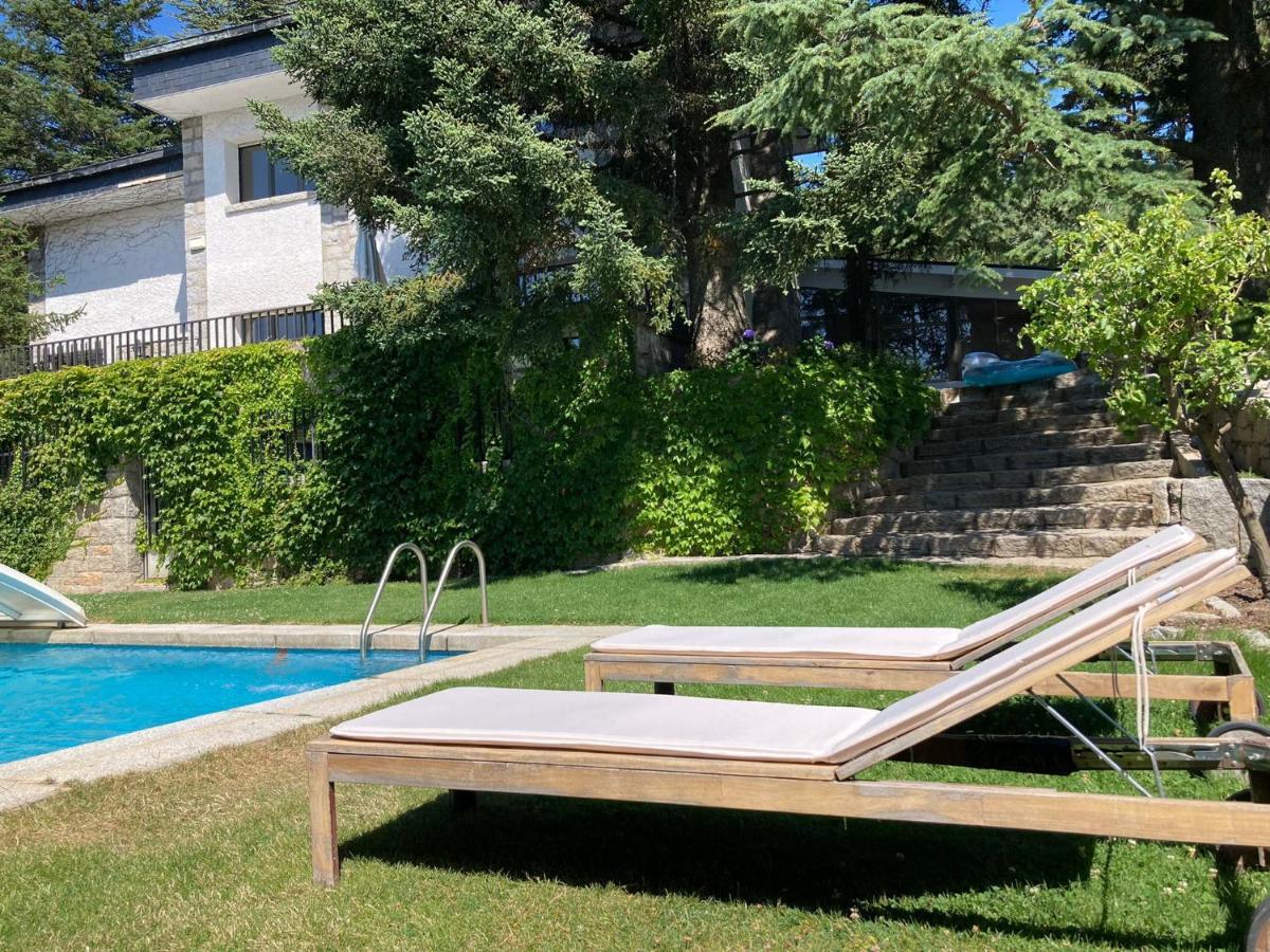 Gran chalet con piscina en Navacerrada Villa Exterior foto